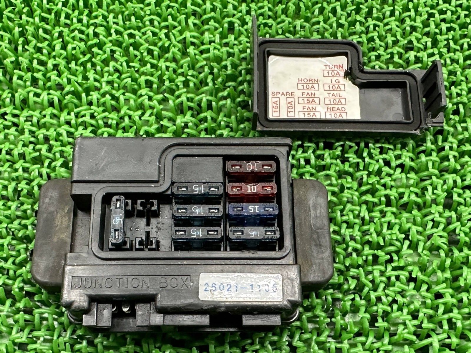 ZX-12R ヒューズボックス 26021-1106 カワサキ 純正 バイク 部品