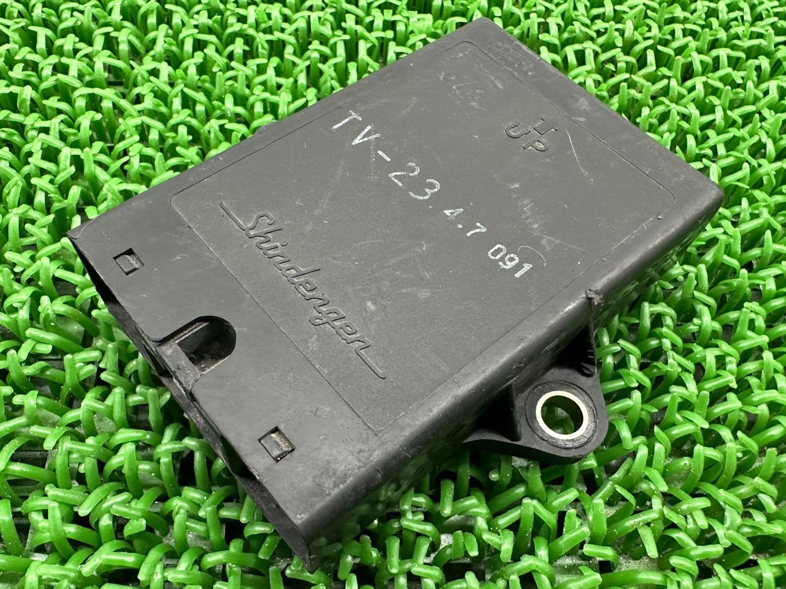 CBR400F コントロールユニット TV-23 ホンダ 純正 バイク 部品 NC17 CDI REVコントロールユニット 機能的問題なし 品薄 aJ