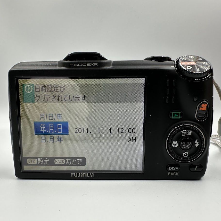 FUJIFILM finepix F600EXR デジカメ 通電済み 動作未確認