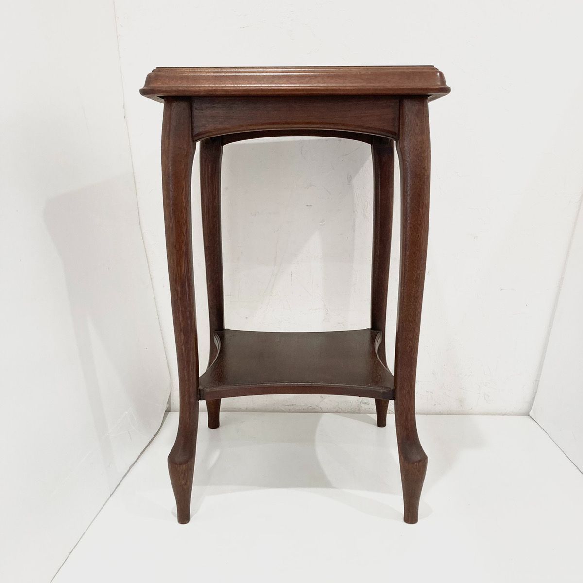 広島老舗家具メーカー