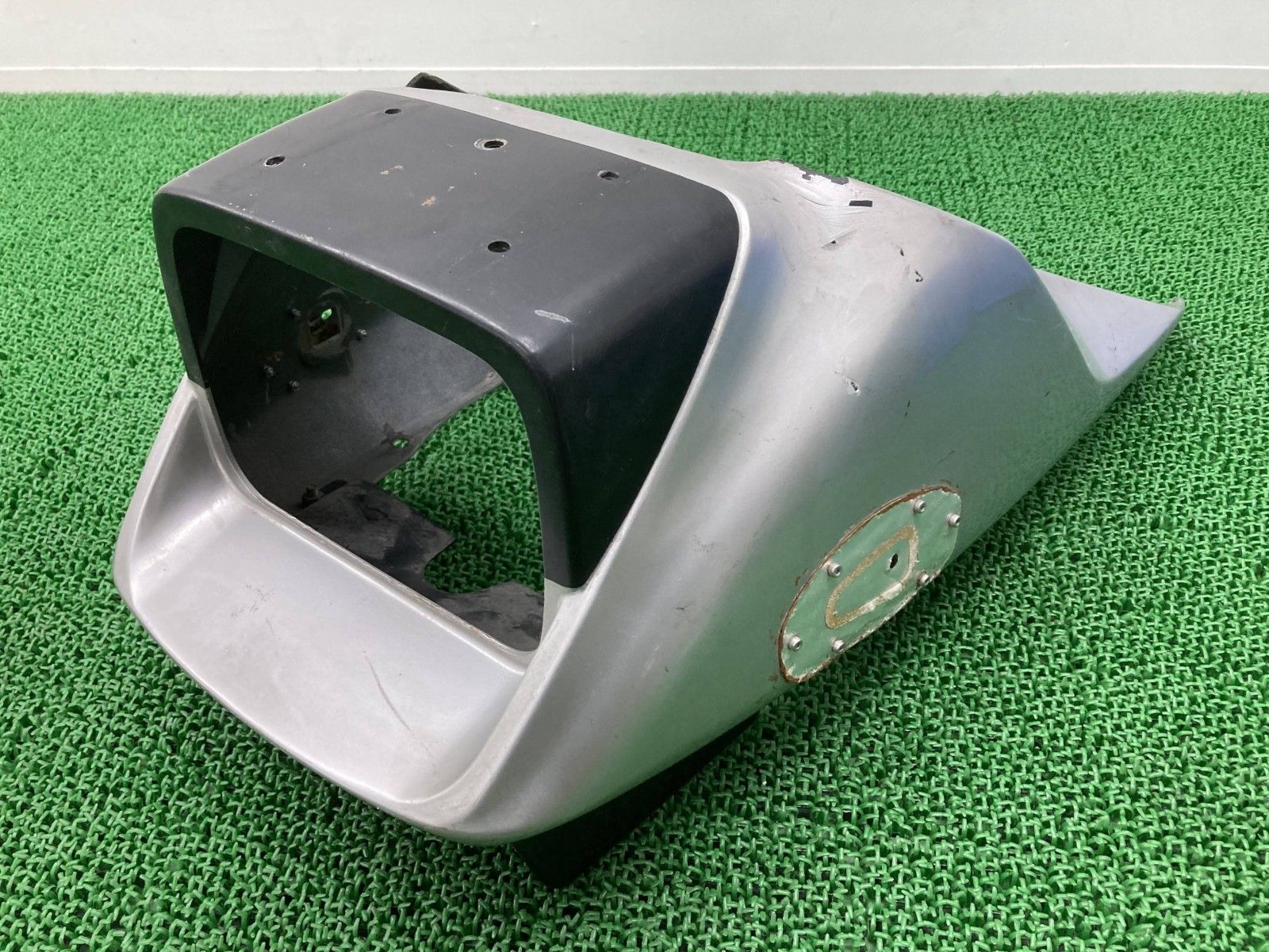 GSX1100Sカタナ アッパーカウル 銀 スズキ 純正 中古 バイク 部品