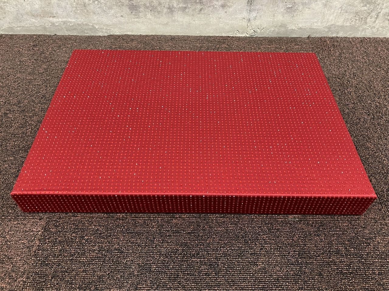 お洒落なクリスマスカラーの展示台 長方形タイプ