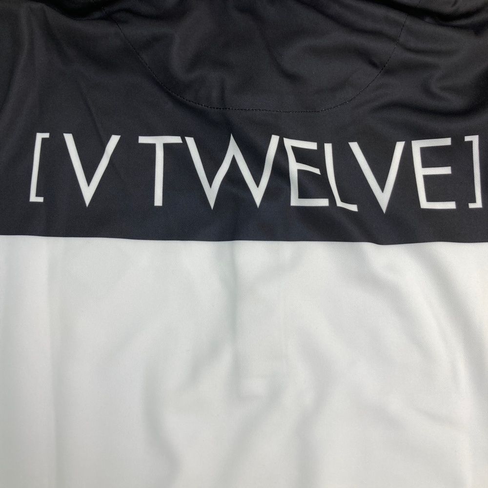 新品未使用　V12ヴィトゥエルヴ　ゴルフ　半袖ポロシャツ　M　ホワイト V12 ゴルフメンズ ポロシャツ 吸水速乾 LIB OUT POLO | 【公式通販】