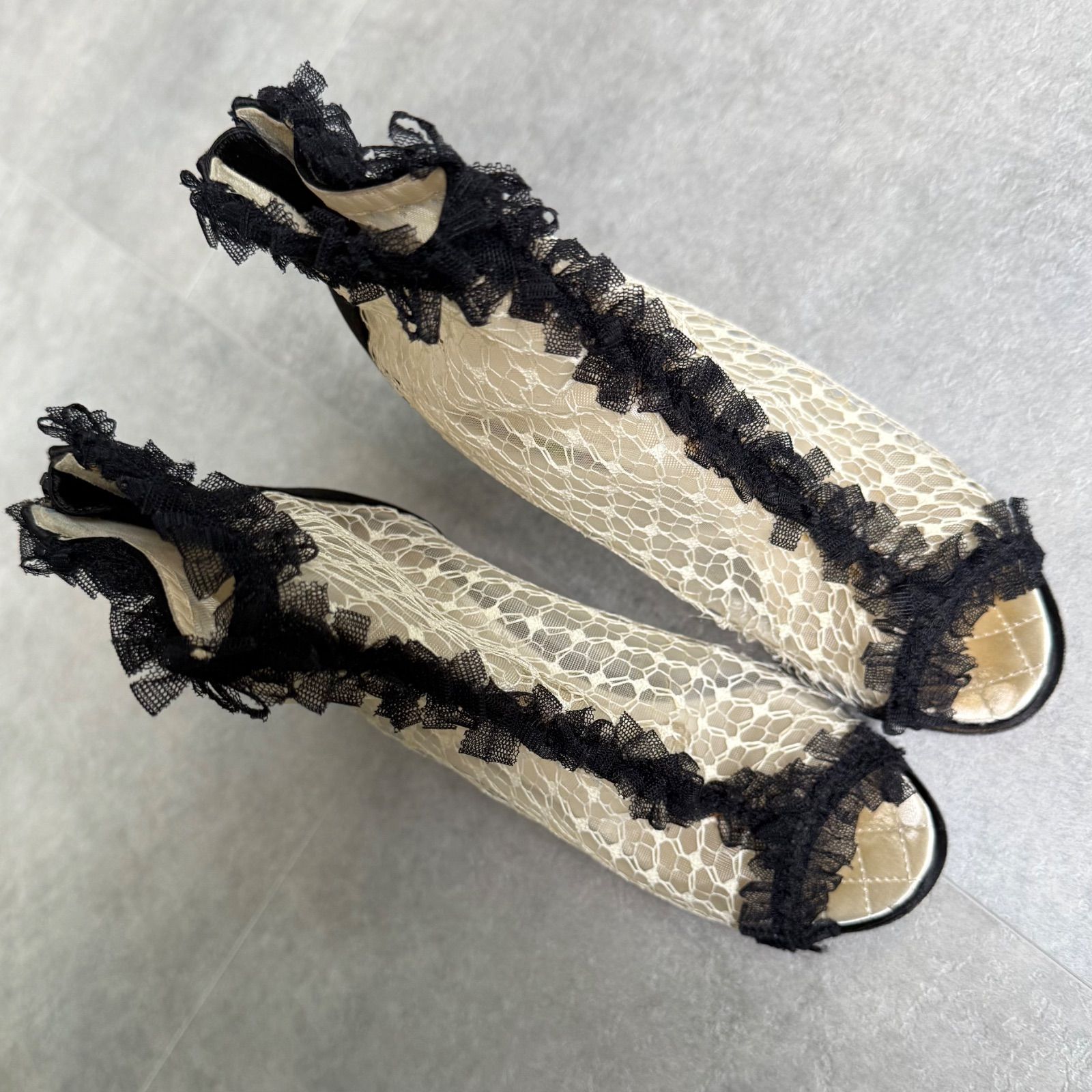 CHANEL シャネル レース フリル ココマーク ブーツ ショートブーツ 36 C 23 cm アイボリー ブラック
