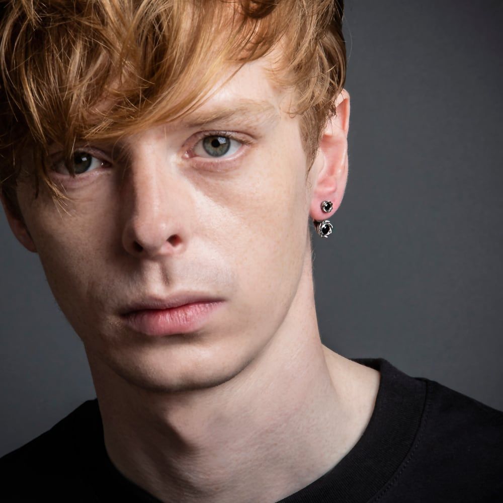 ラウンドブリリアントイヤージャケット アルテミスクラシック