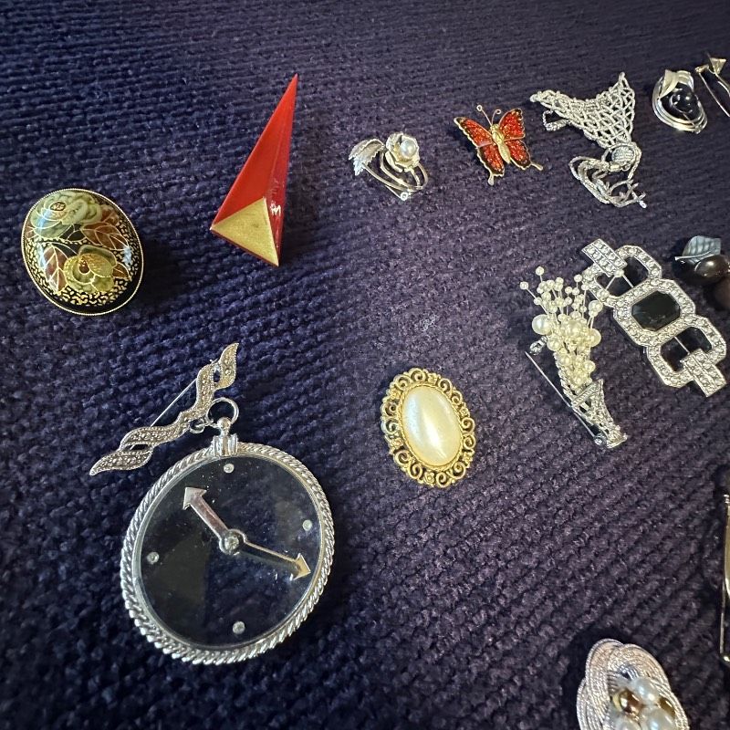 ブローチ 大量 80点以上 GT-BR13