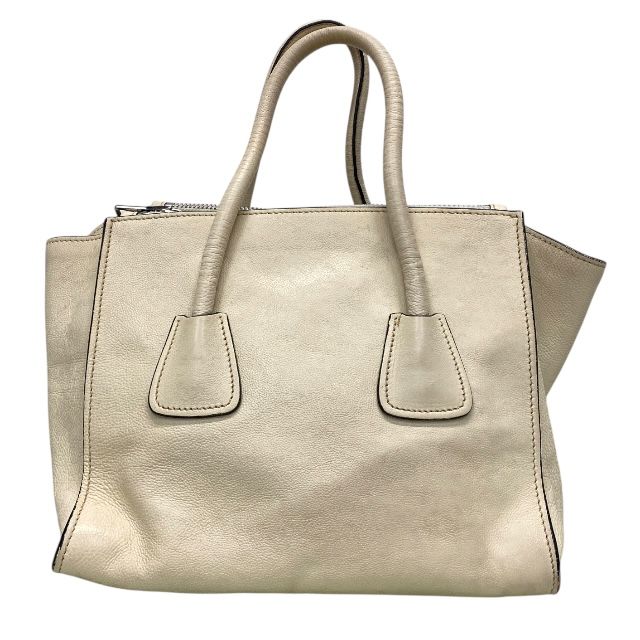 プラダ ハンドバッグ ショルダーバッグ トートバッグ 三角プレート ロゴ 2WAY レザー アイボリー レディース PRADA 上品な印象 感あるデザイン