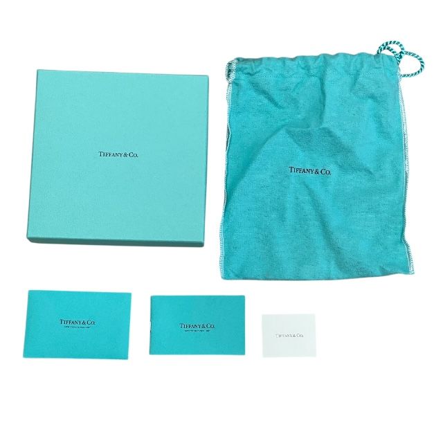 ユニセックス対応の リード