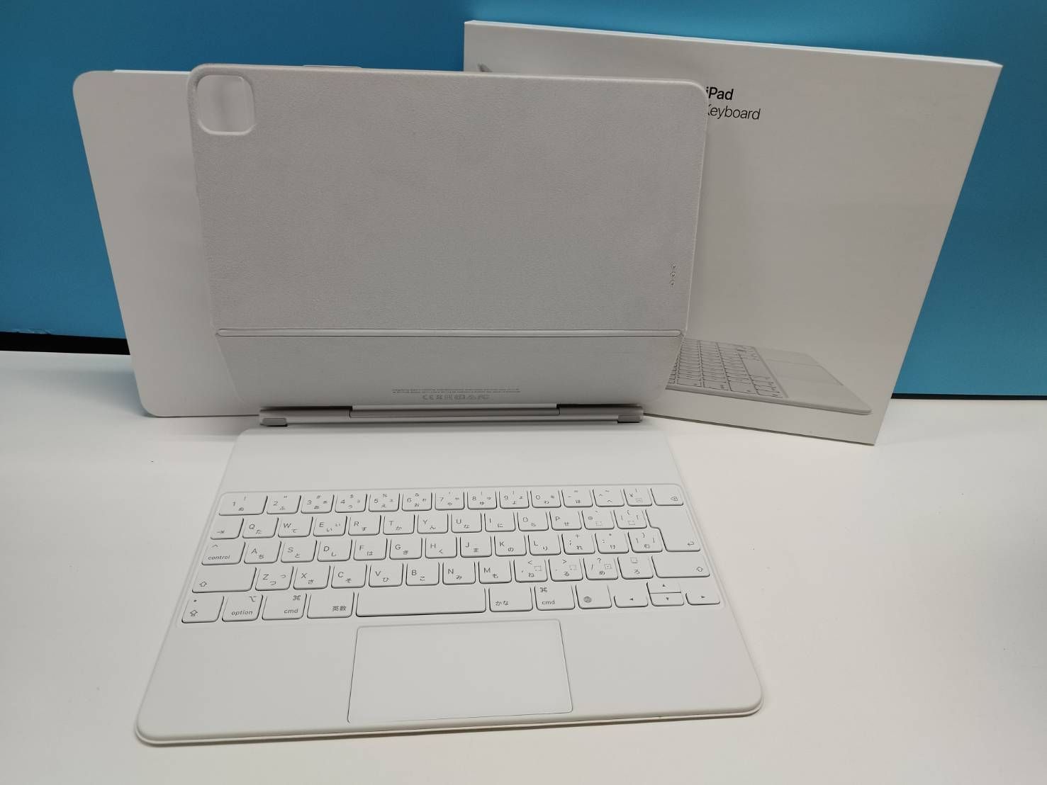 iPad Magic Keyboard A2480 日本語配列 ホワイト MJQL3J A iPad Air 13インチ iPad Pro 12.9インチ第3～6世代対応