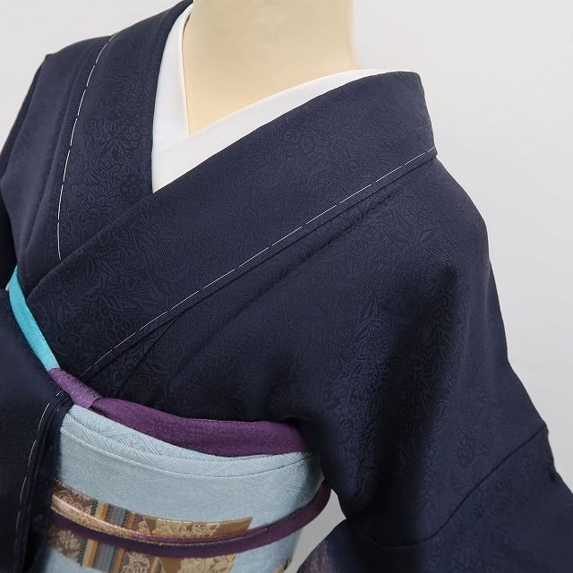 仕付け糸付 藍鉄と唐花で叶える大人のエレガンス