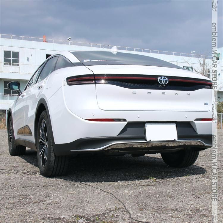 トヨタ クラウンクロスオーバー パーツ リアバンパーガーニッシュ 1P カスタム エアロパーツ ドレスアップ 外装 TOYOTA CROWN CROSSOVER BRIGHTFACE_UK
