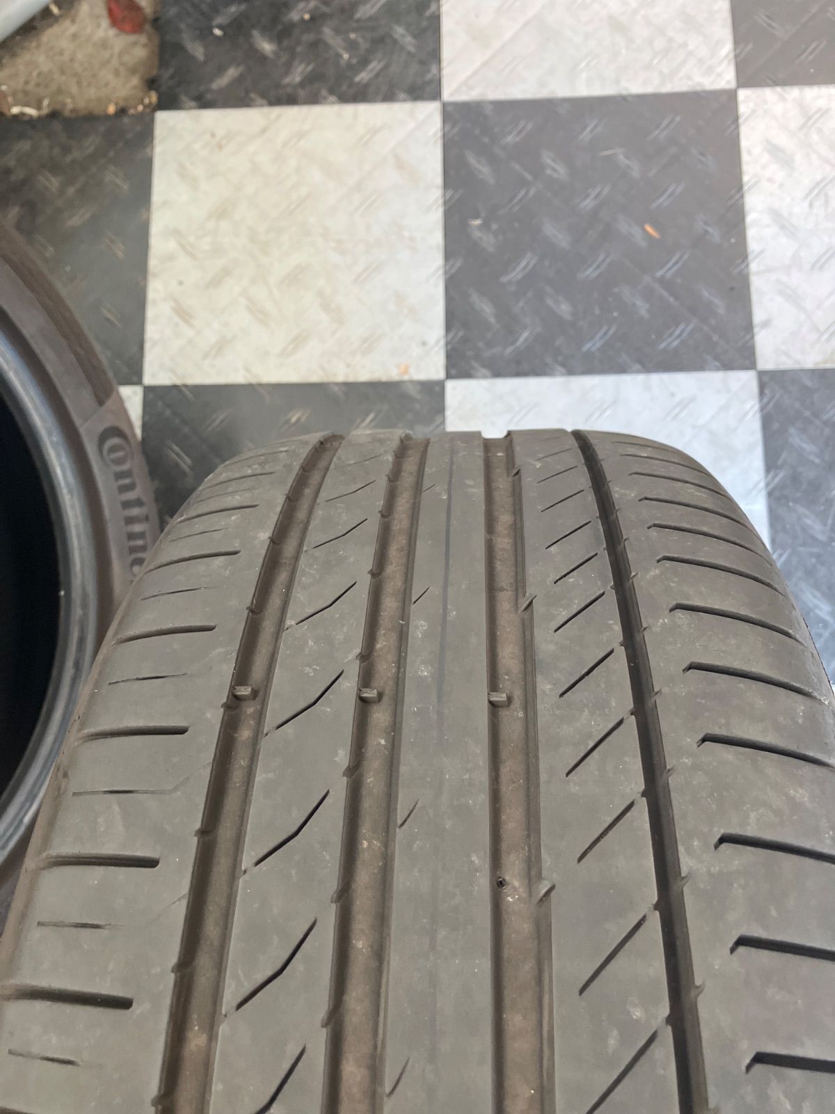 メルセデス認証タイヤ