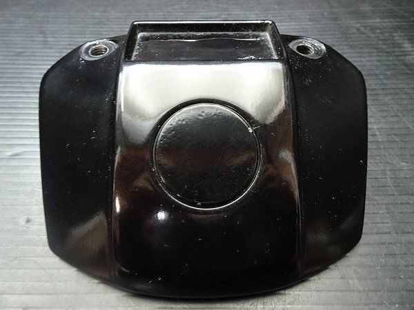 純正 ヘッドライトバイザー