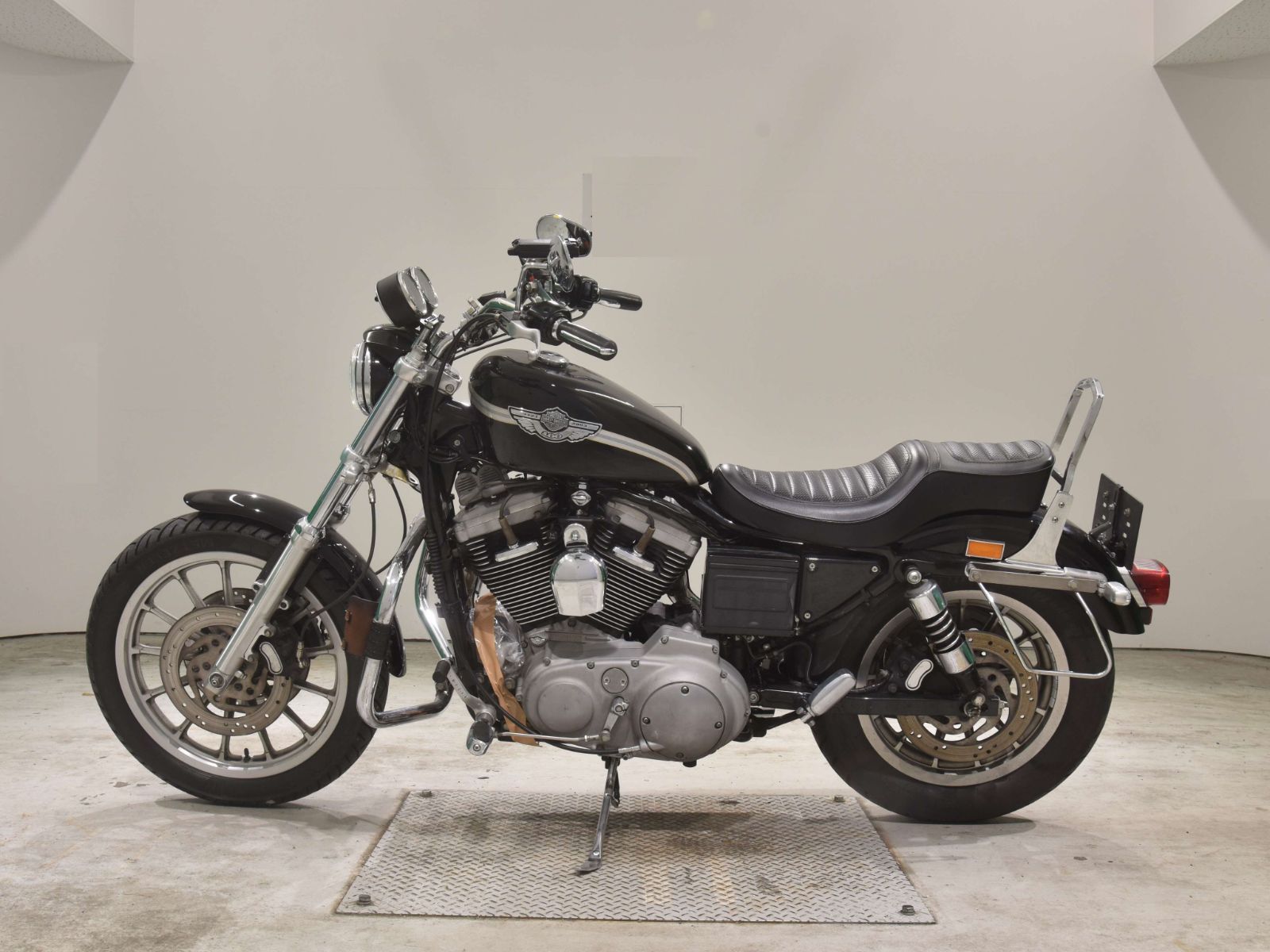 ハーレー スポーツスター XL1200S 純正 ヘッドライトバイザー E9364 BRIGHTFACE_UK