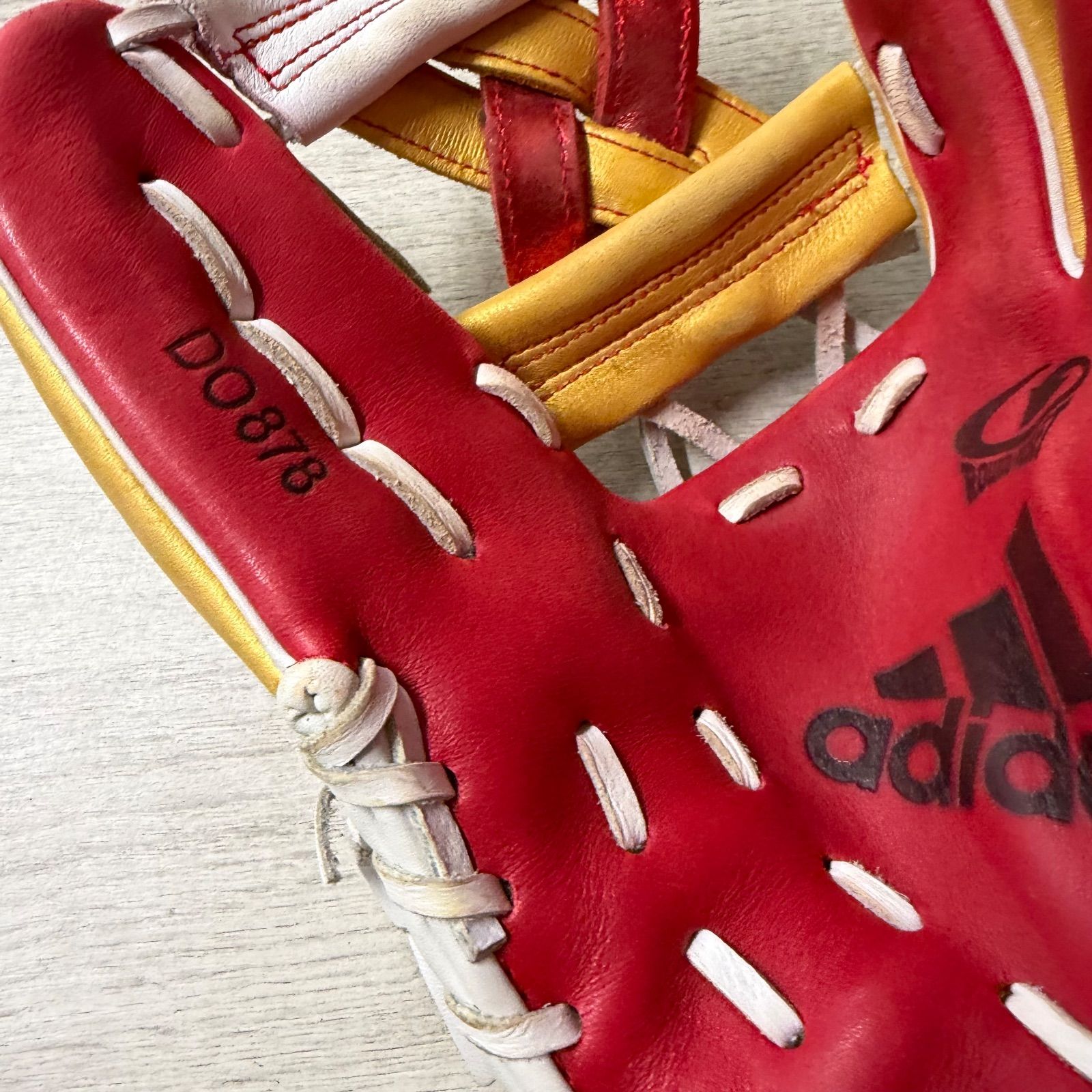 【限定モデル】アディダス DO878 軟式 グローブ メタリック adidas 限定モデルアディダス DO878 軟式 野球 a 専用 アディダス DO878 軟式