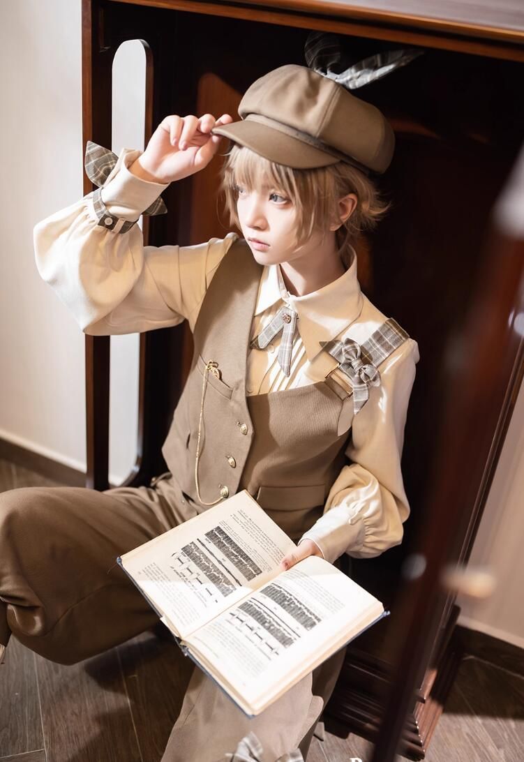 レトロ春秋風 &クール ベスト シャツ 七分丈パンツセットレトロ探偵風コスプレ 学院制服セットアップ 中性 クラシカル アカデミック風 ブラウス 七分丈パンツ ロリータpctz