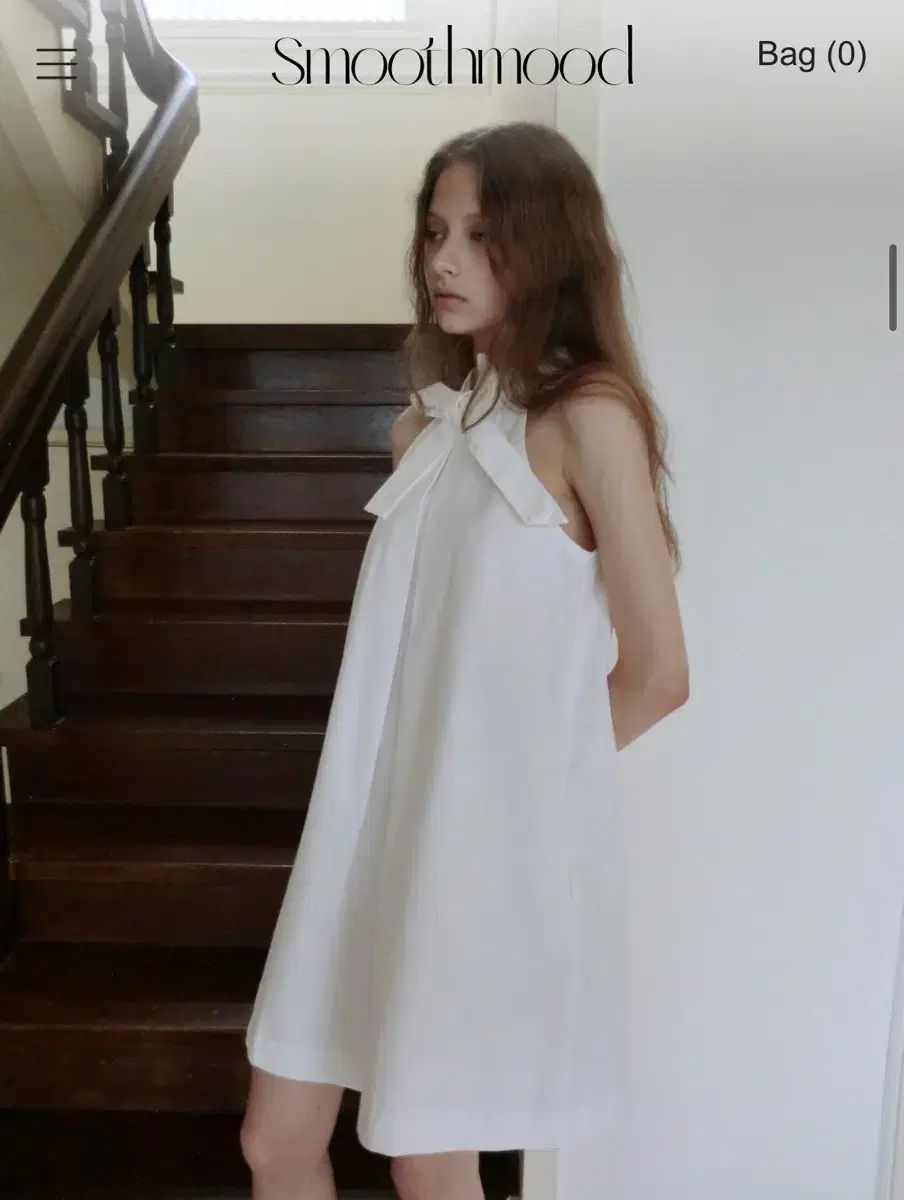 スムードムード スウッシュ ボー タイ ドレス