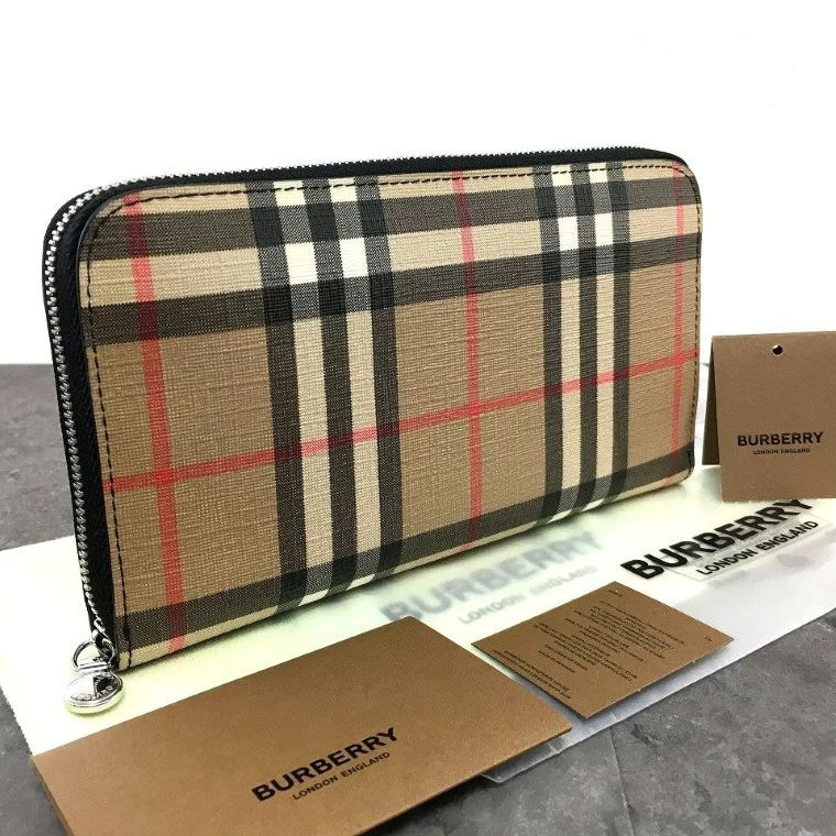 送料込み ♥品 BURBERRY ジップウォレット ノバチェック 553