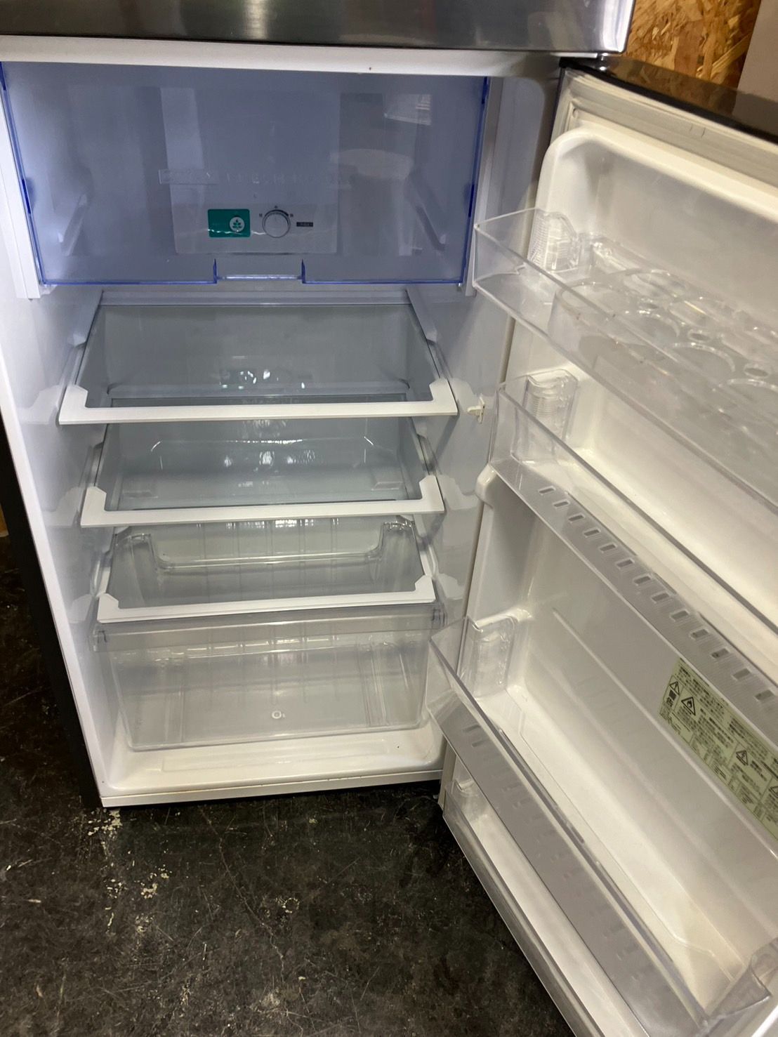 大阪京都限定 シャープ 冷蔵庫 SJ-D23D-S 225L 2019年製 大阪京都限定 シャープ 冷蔵庫 SJ-D23D-S 225L 2019年製 大阪京都限定