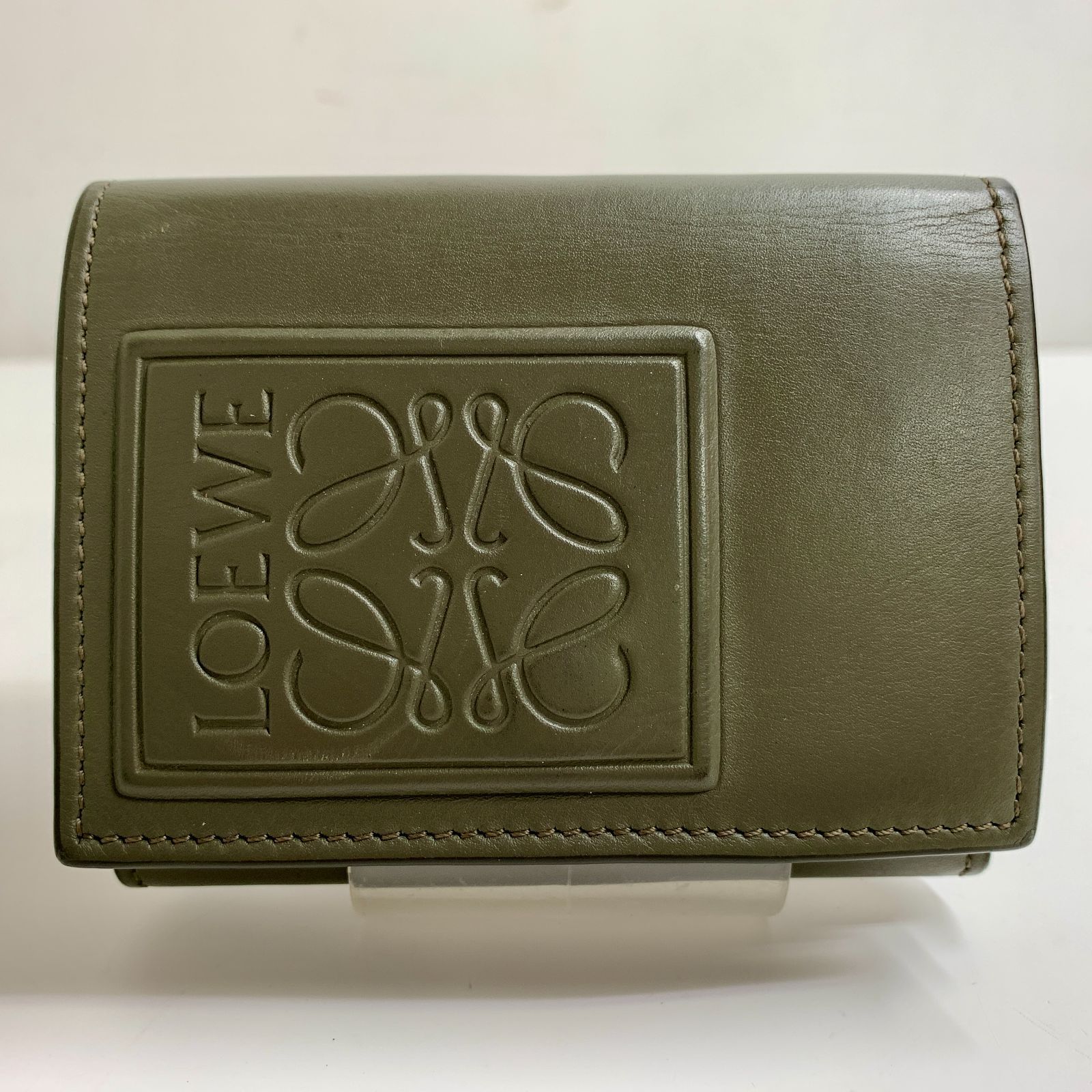 f001 B 真贋鑑定済 【美品】 LOEWE ロエベ トライフォールド 