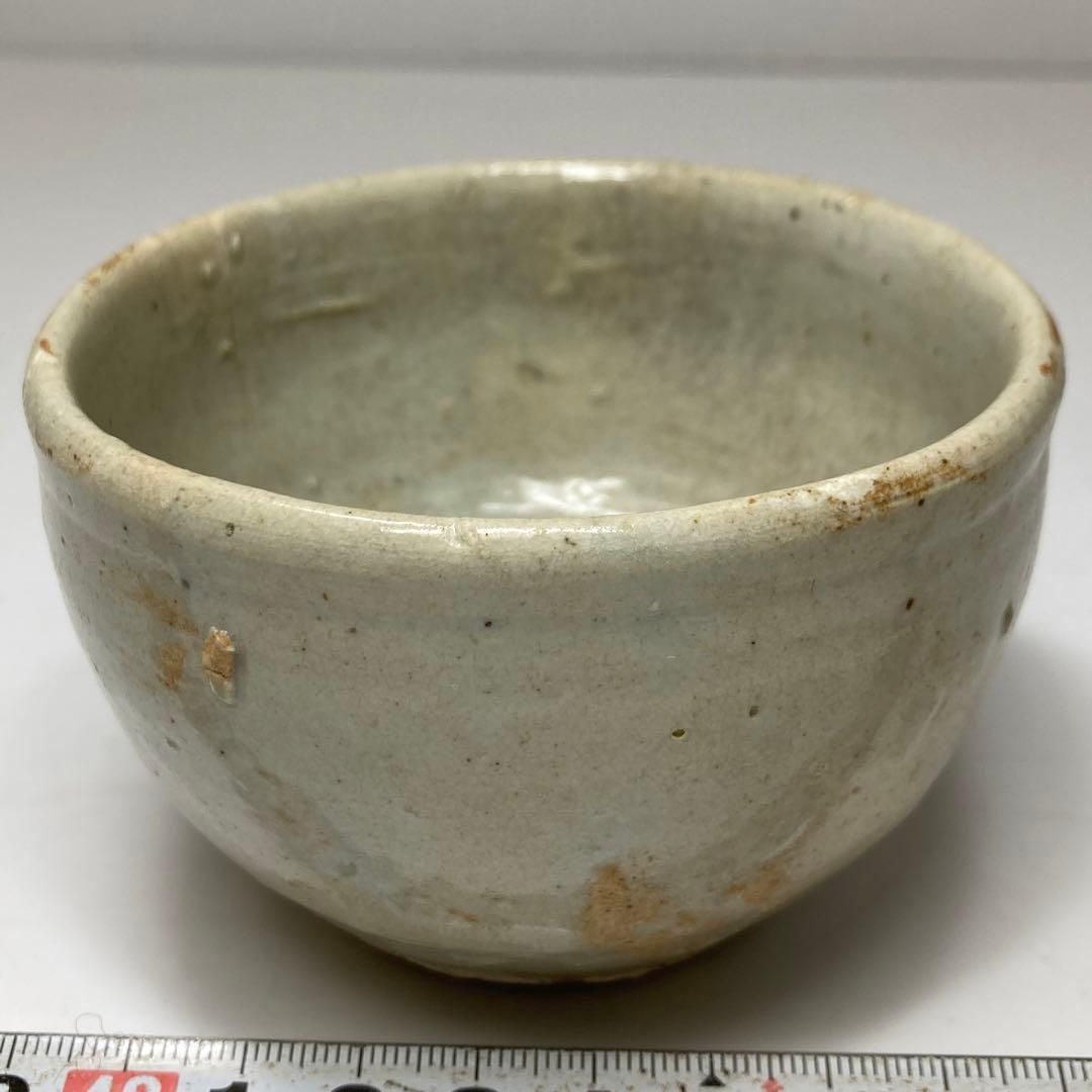 李朝　青白磁 茶碗Ｂ　タニチ　口径9㎝　東里7-0131☆2F 李朝 青白磁 茶碗B タニチ 口径9㎝ 東里7-0131☆2F - メルカリ