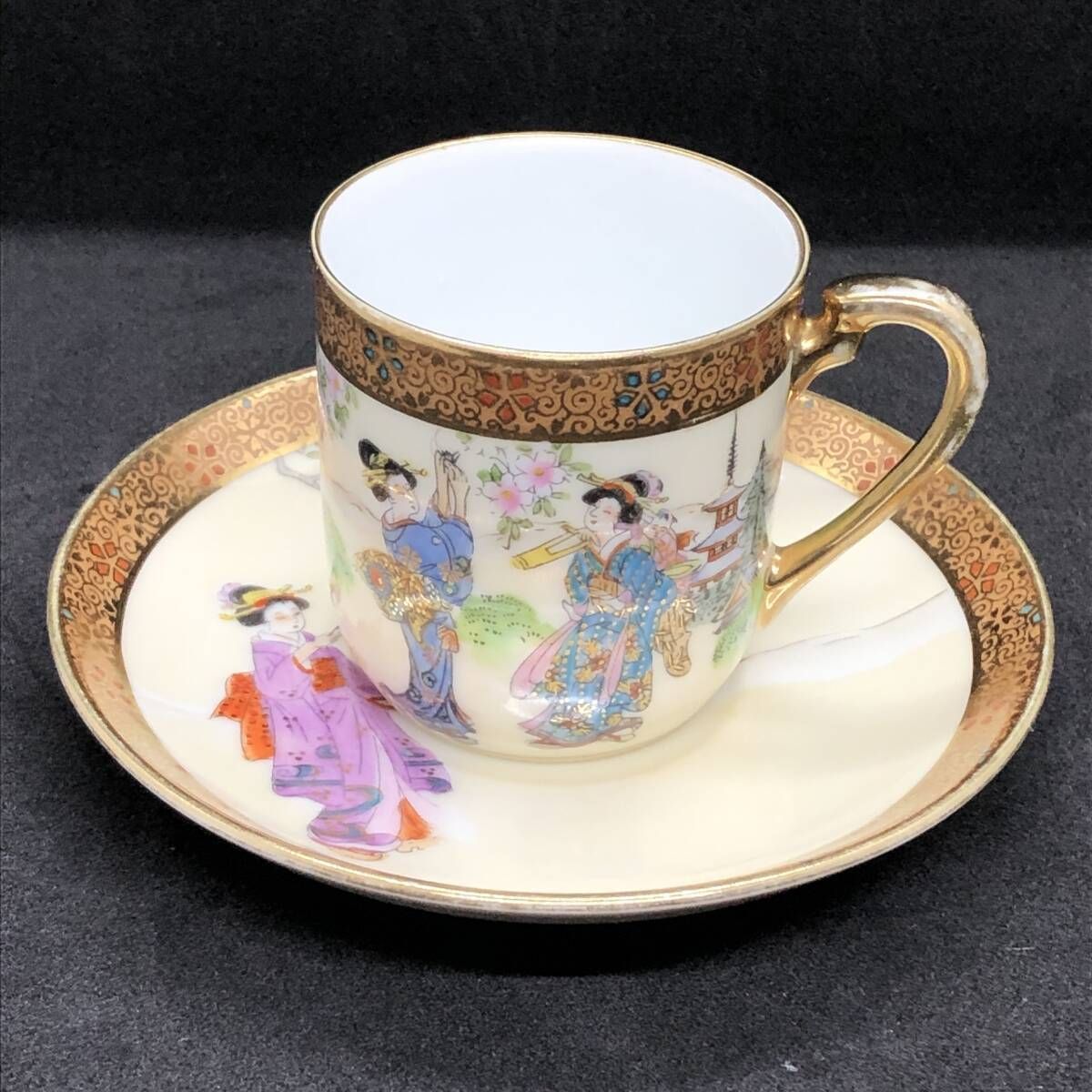 オールドノリタケ カップ＆ソーサー 金彩金盛上湖畔風景白鳥図 有名
