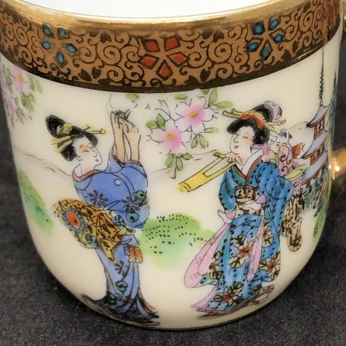 オールドノリタケ カップ＆ソーサー 金彩金盛上湖畔風景白鳥図 有名