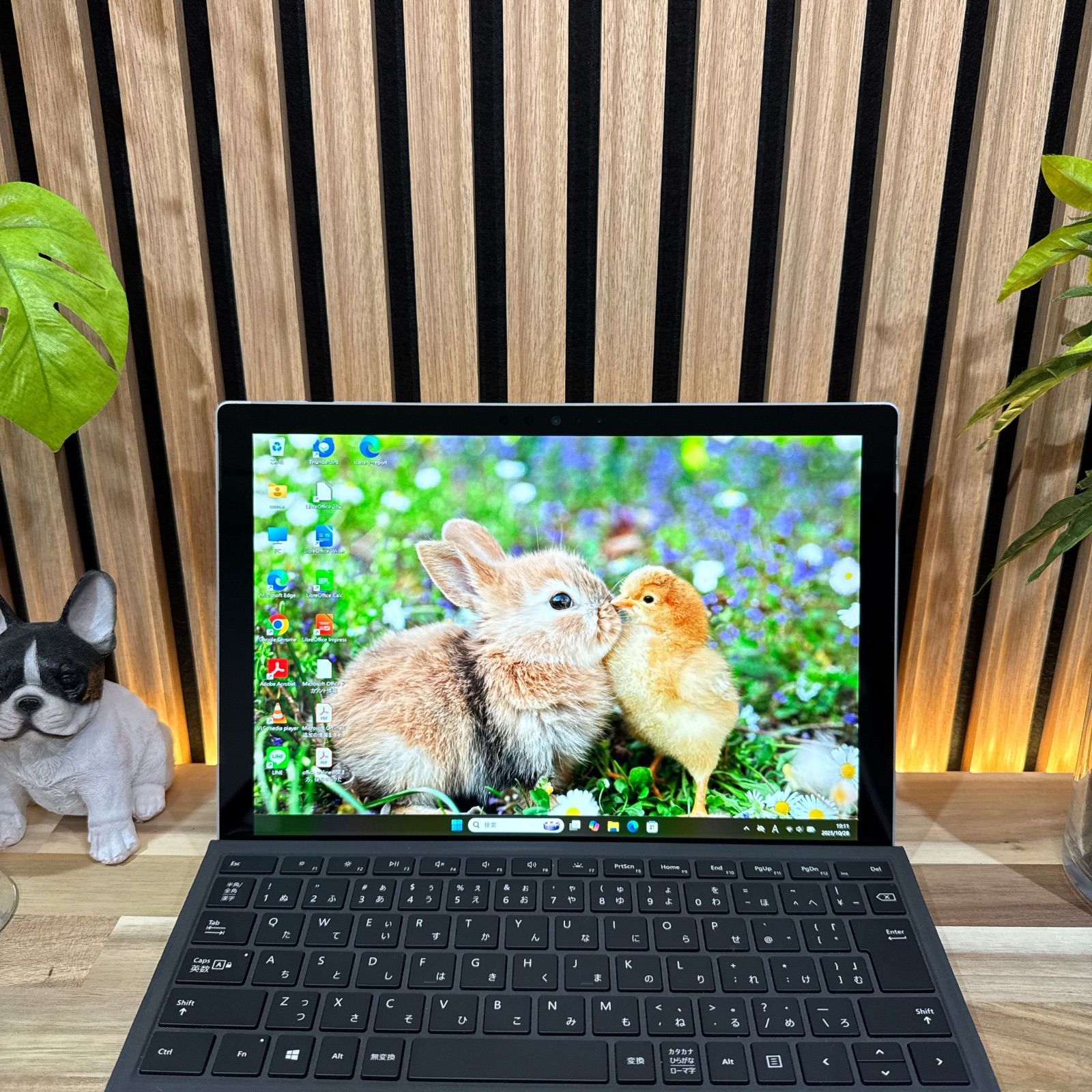 2in1モデル‼️Surface Pro5☘プラチナ☘タッチパネル☘ノートパソコン 公式ショップ限定価格❣️/ 2in1モデル《タッチパネル式》Surface Pro5