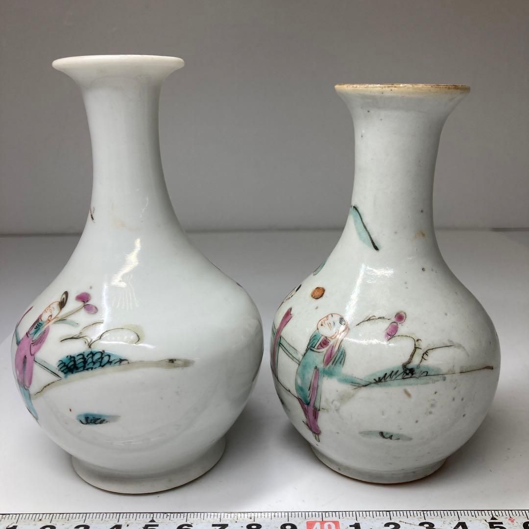 中国清時代 粉彩人物画 花入 一対高さ13.4・12.8㎝東な7-0131☆2F