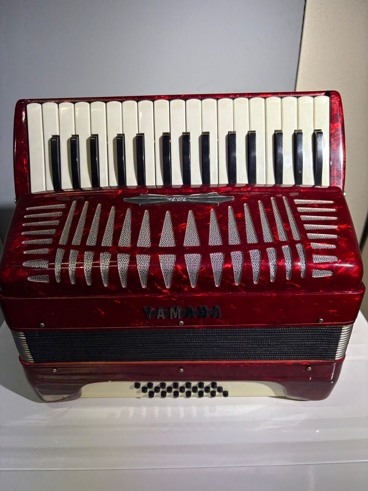 希少】ヤマハ アコーディオン YA-21 赤色 YAMAHA 32鍵盤 8905 - メルカリ