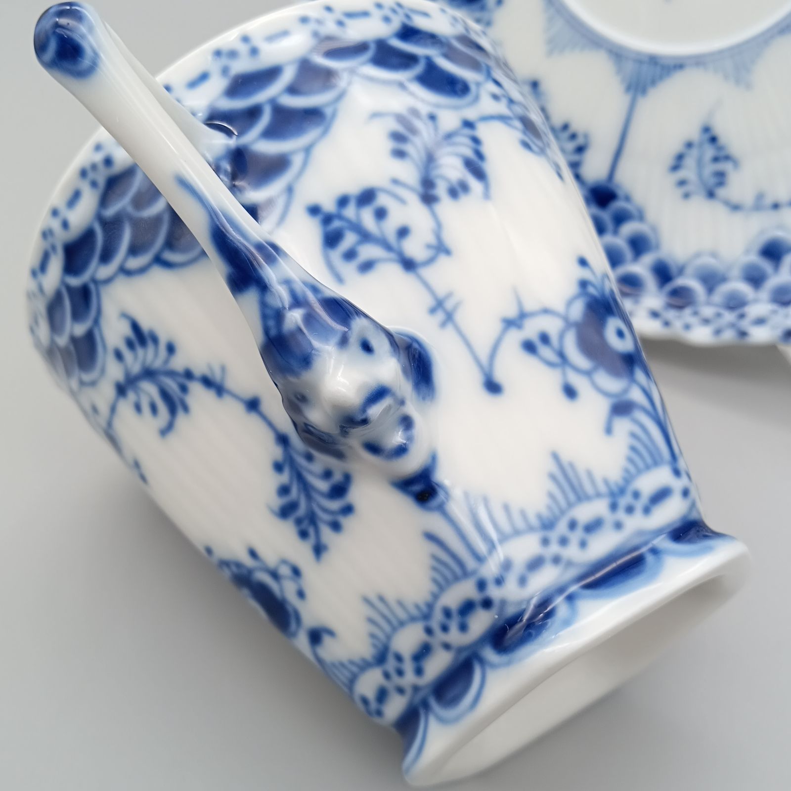 ロイヤルコペンハーゲン ブルーフルーテッド