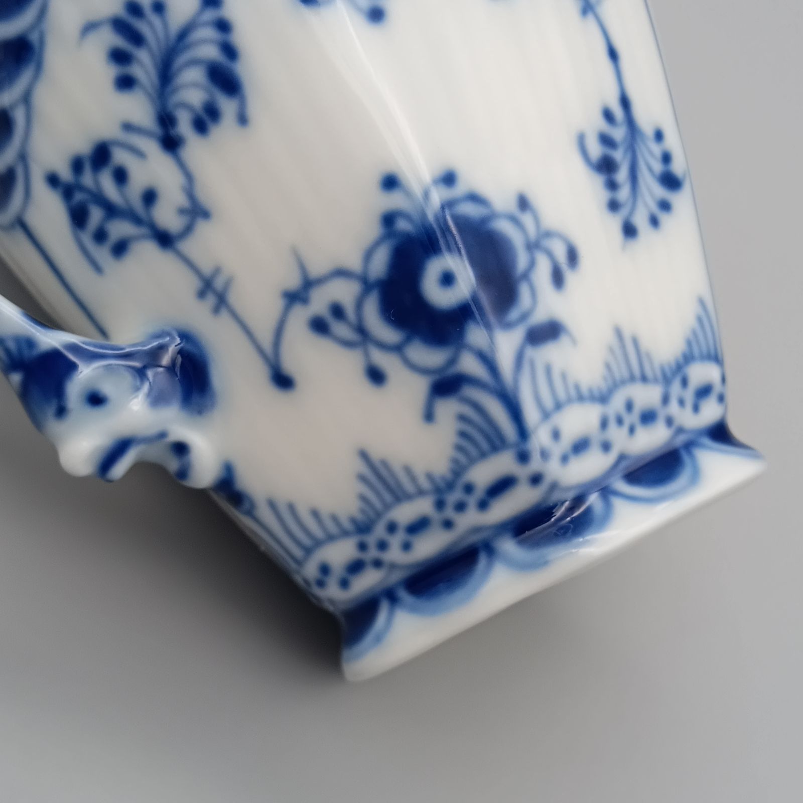 顔付き ペイント濃