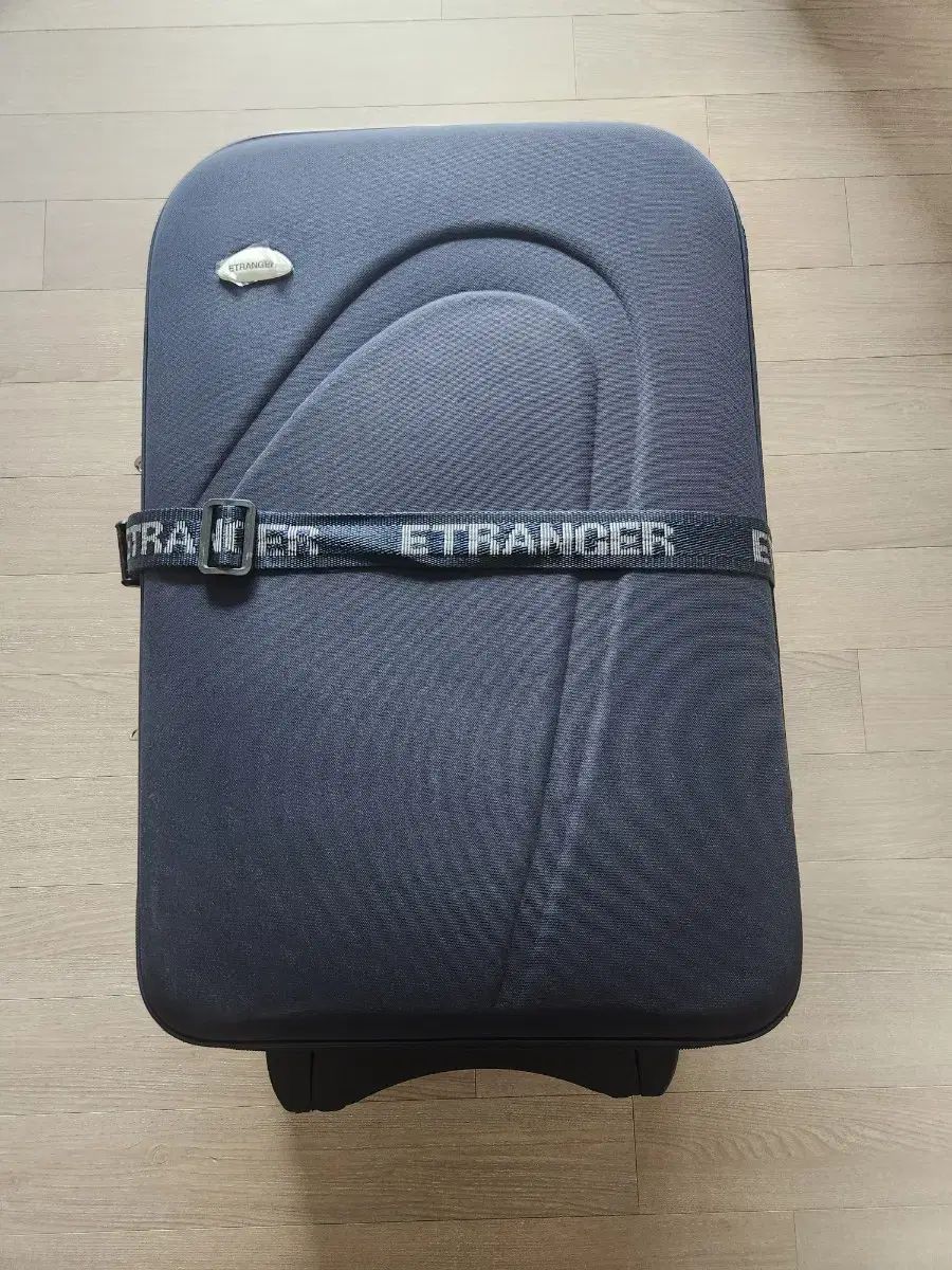 旅行用大型 28インチ キャリアートランク