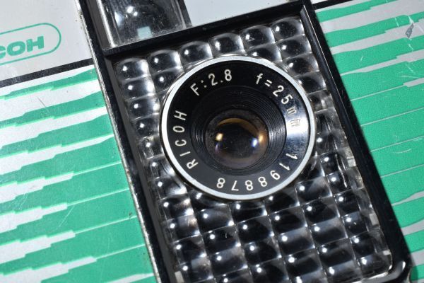 ☆シャッターOK・現状品☆ リコー オートハーフ AUTO HALF E 珍しい緑