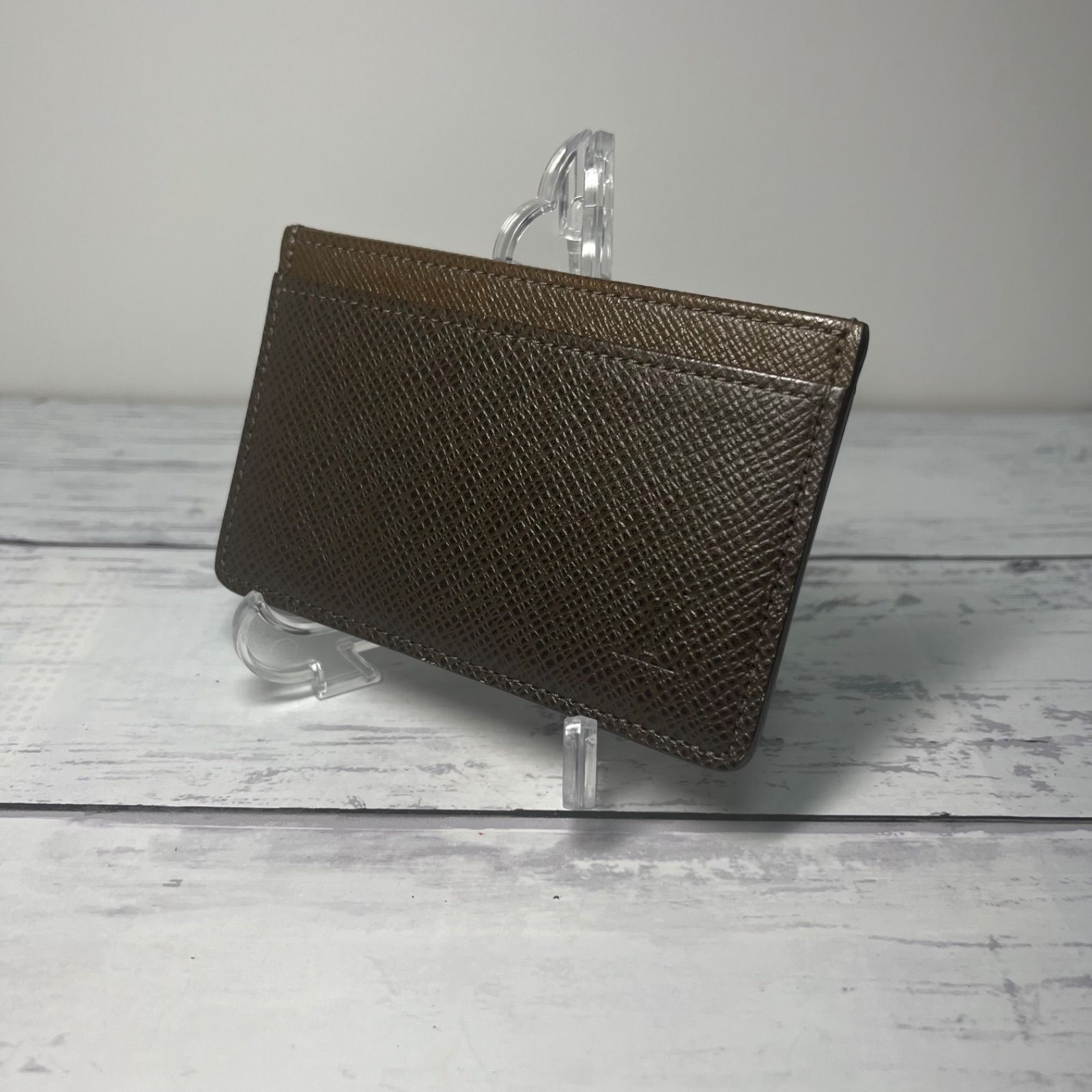 ルイルイヴィトン タイガ 名刺入れ 定期カード入れ 箱あり