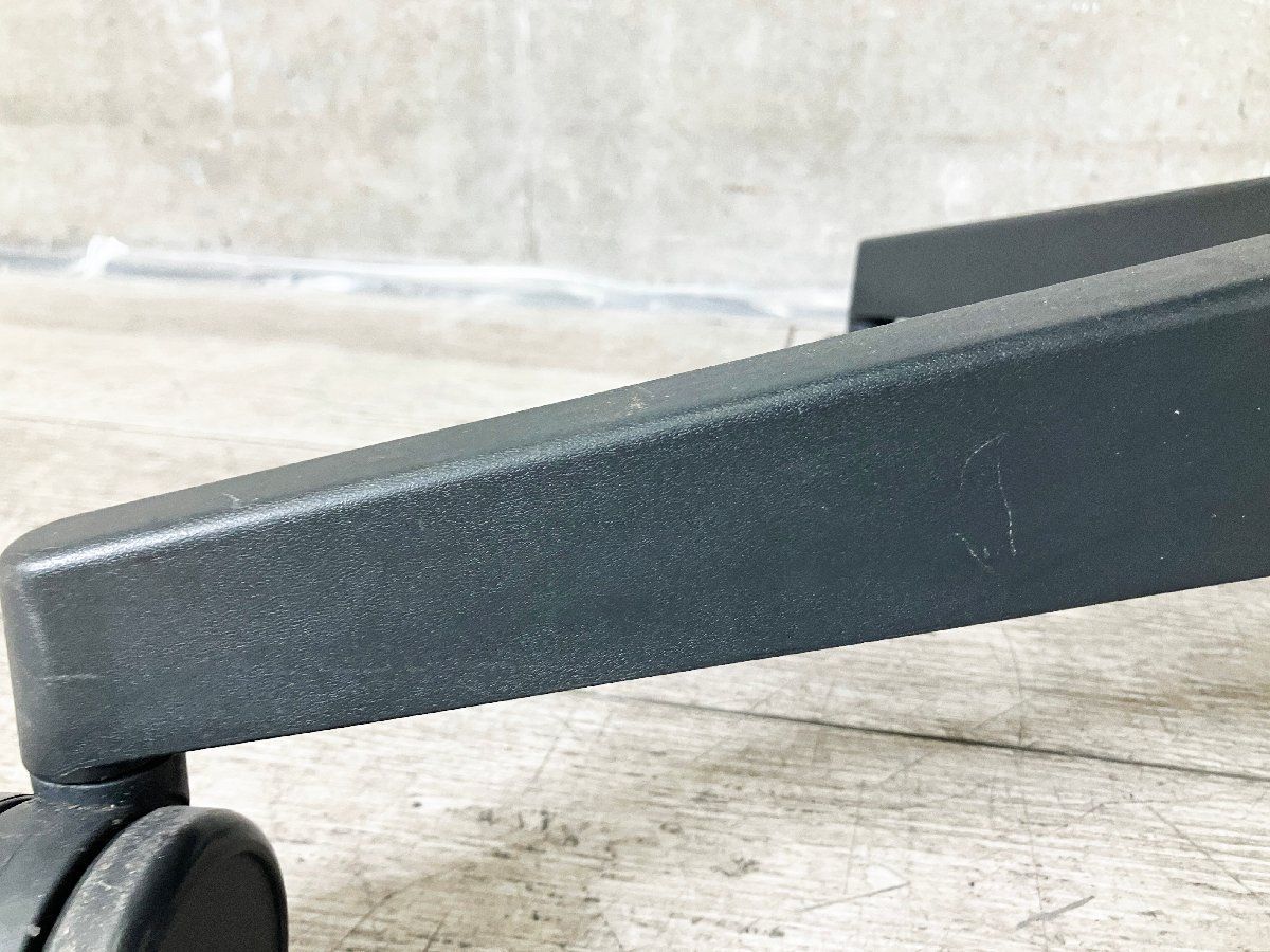 キャスターチェア