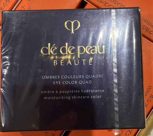 クレ ド ポー ボーテ オンブルクルールクアド 5 コーラルリーフ アイカラー アイシャドウ 4色パレット 高発色 上品 ツヤ メイクアップ 正規品