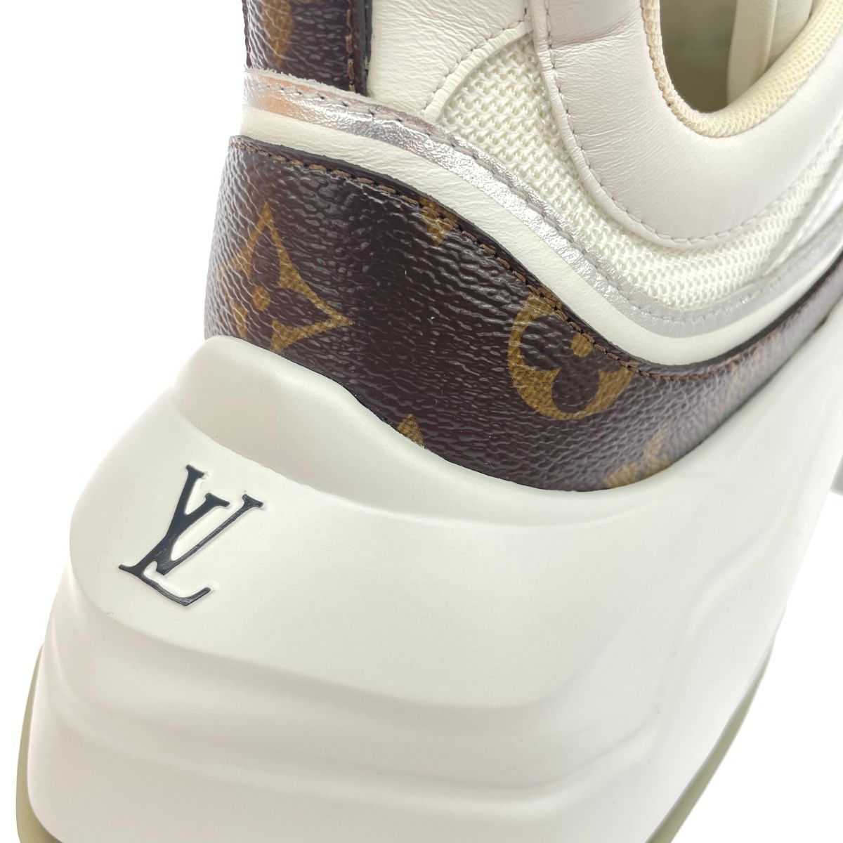 LOUIS VUITTON ルイヴィトン スニーカー アークライト2.0 表記サイズ 