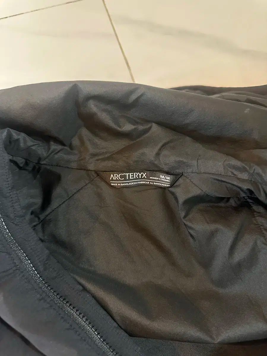 ARC TERYX アークテリクス Atom アトム フーディ M レディース