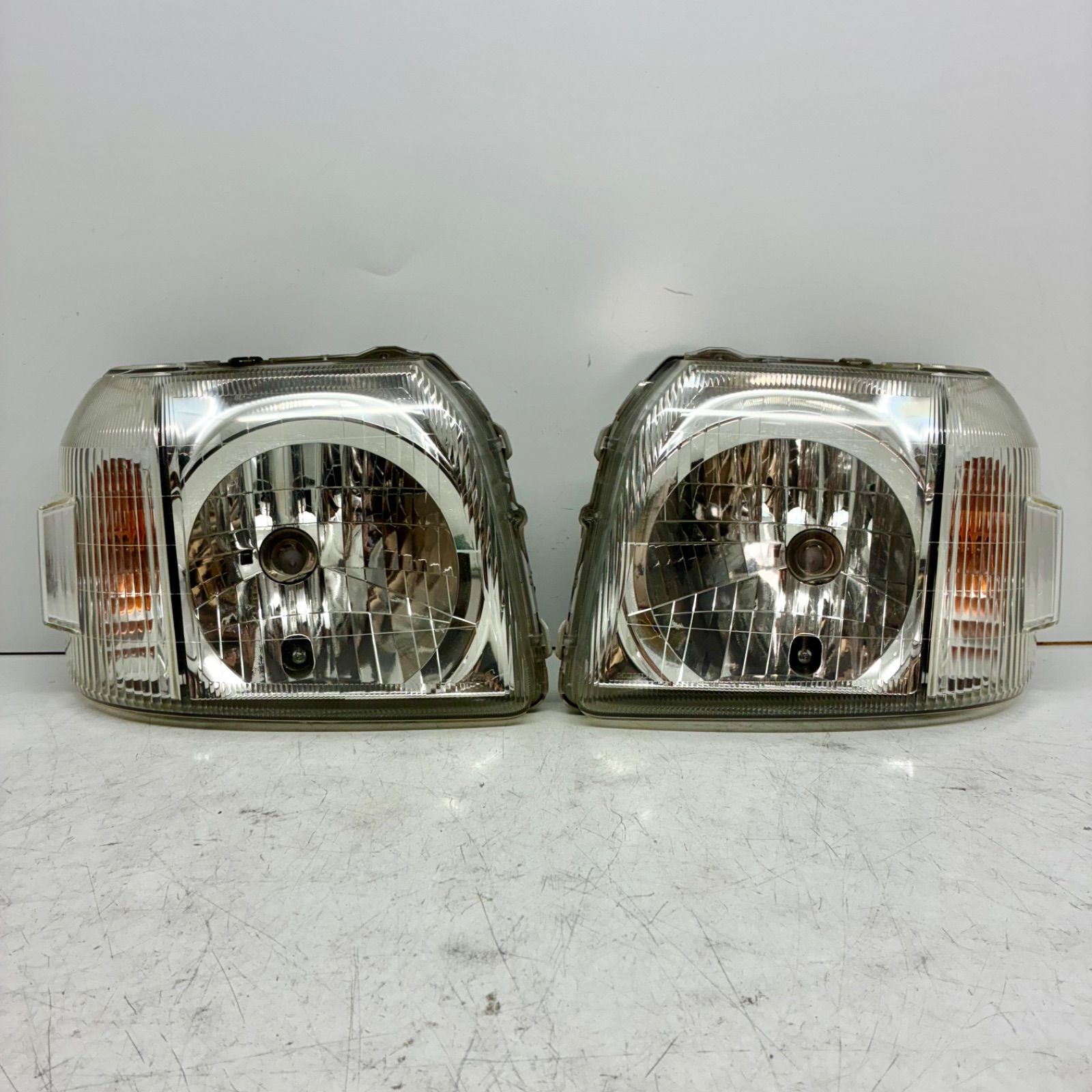 コーティング済 ホンダ HM1 HM2 HM3 HM4 HH5 HA6 HA7 バモス アクティ ヘッドライト ランプ レンズ 左右セット LR koito 100-22630 P71630