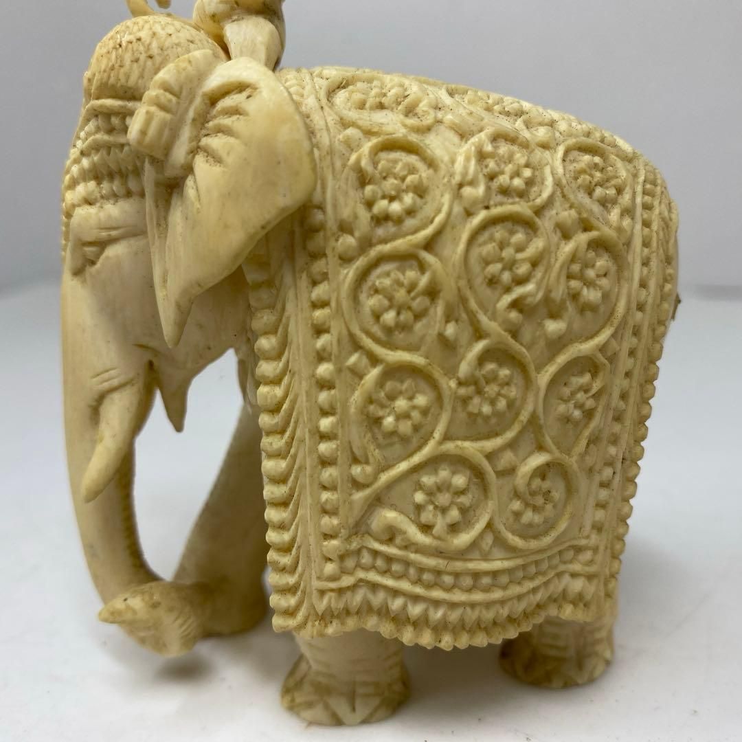 極上　象　置物　237g 高さ9.7㎝　タルチ　東な7-0203① 極上 象 置物 237g 高さ9.7㎝ タルチ 東な7-0203① - メルカリ