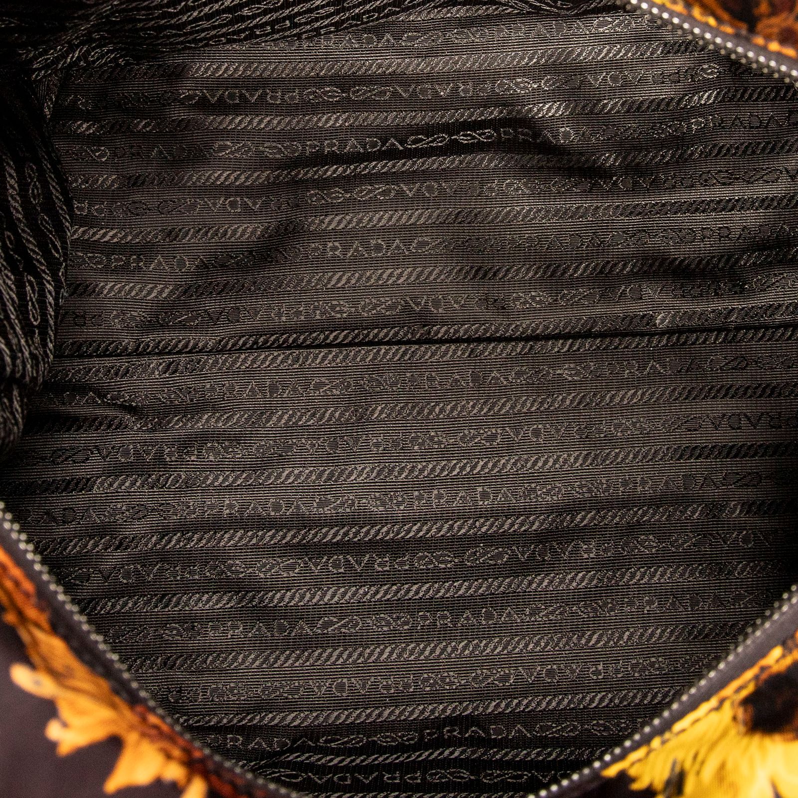 PRADA プラダプリントジップショッパートート黒プリントナイロンキャンバスA NEXPOTALLINN_EU