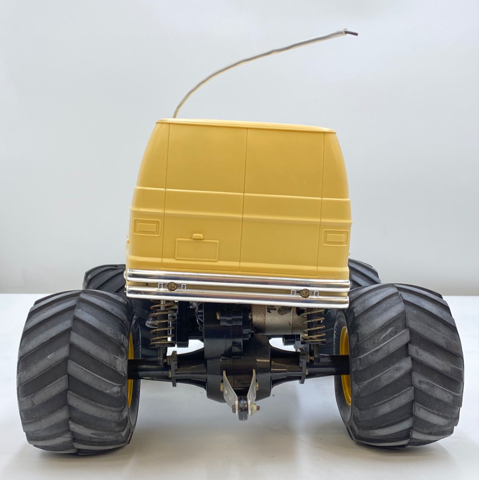 タミヤ 電動ラジオコントロールカー ランチボックス 完成品
