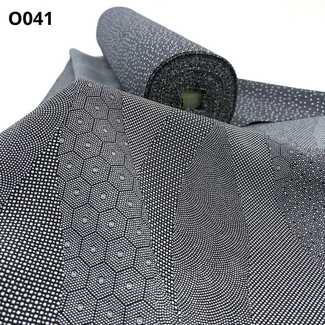 小紋 江戸小紋 伊勢型 両面織 縦よろけ×花びら 反物 正絹