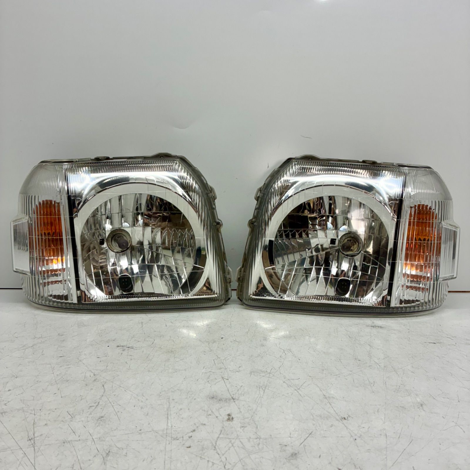 コーティング済 HM1 HM2 HM3 HM4 HH5 HA6 HA7 バモス アクティ ヘッドライト ランプ レンズ 左右セット LR koito 100-22630 P71631