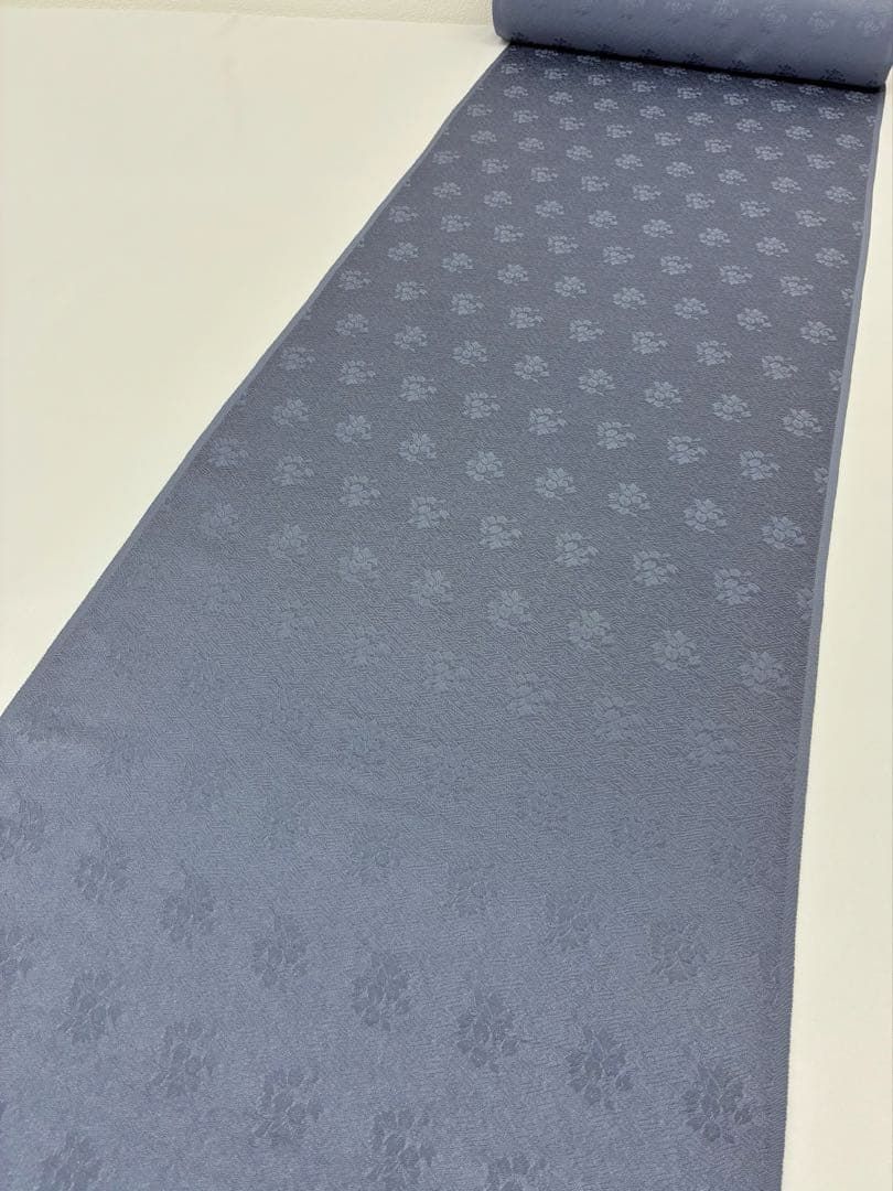 色無地 紋意匠 八掛付 源氏鼠色 正絹 反物 色無地 付下げ柄 紋意匠