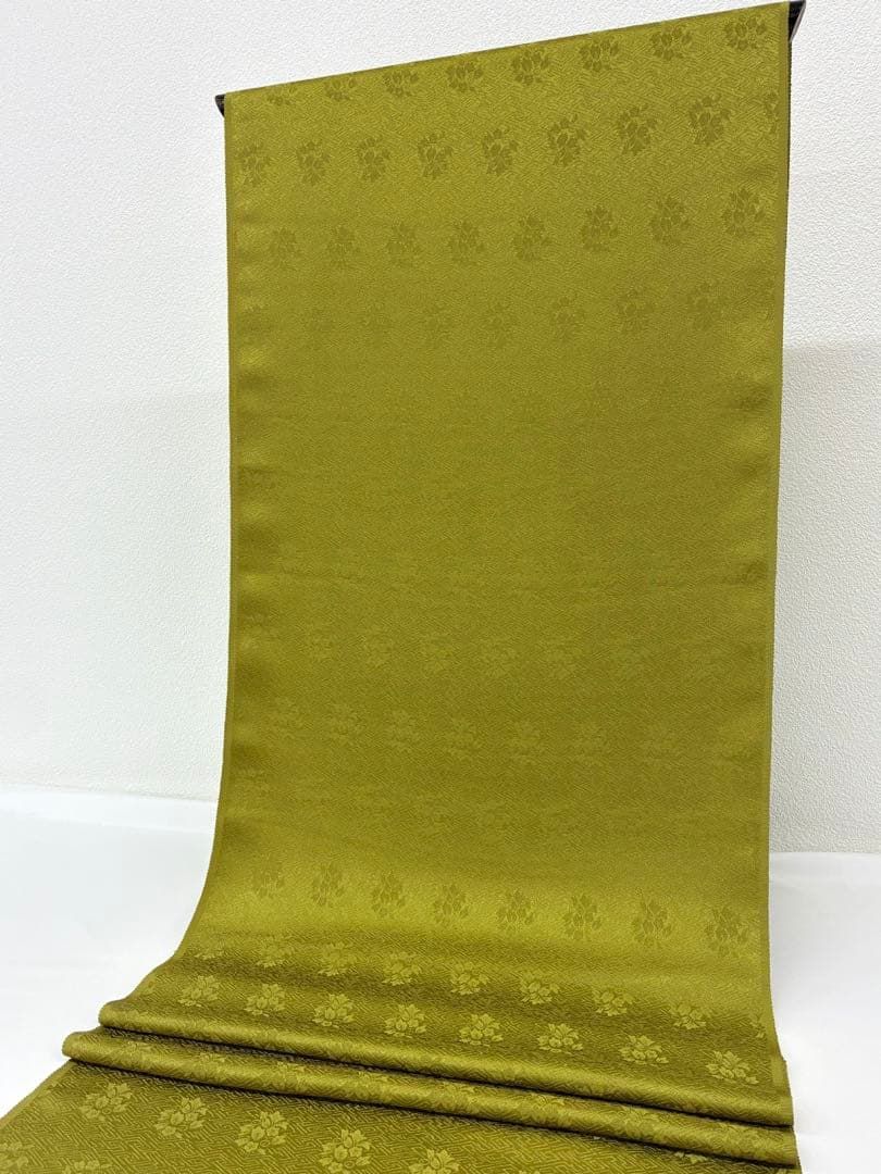 色無地 紋意匠 南天文様 正絹 反物 色無地 紋意匠 南天文様 正絹 反物