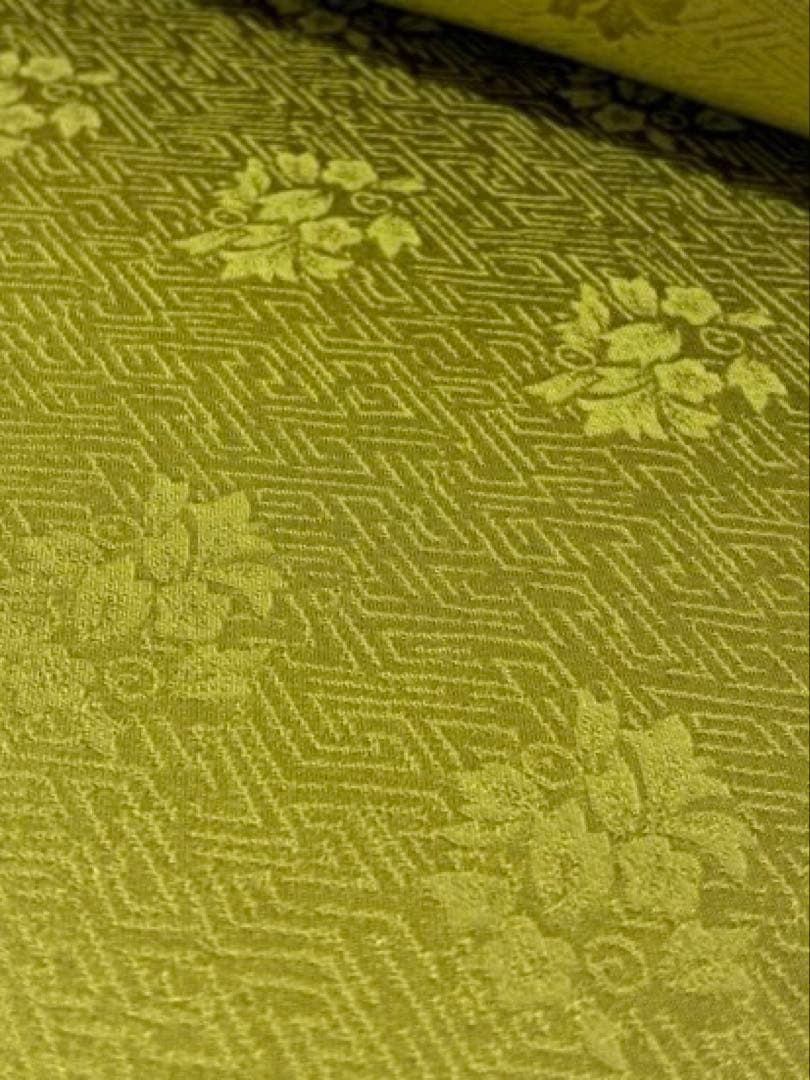 色無地 紋意匠 南天文様 菜種色 反物 正絹 O006 楽天市場】色無地 紋