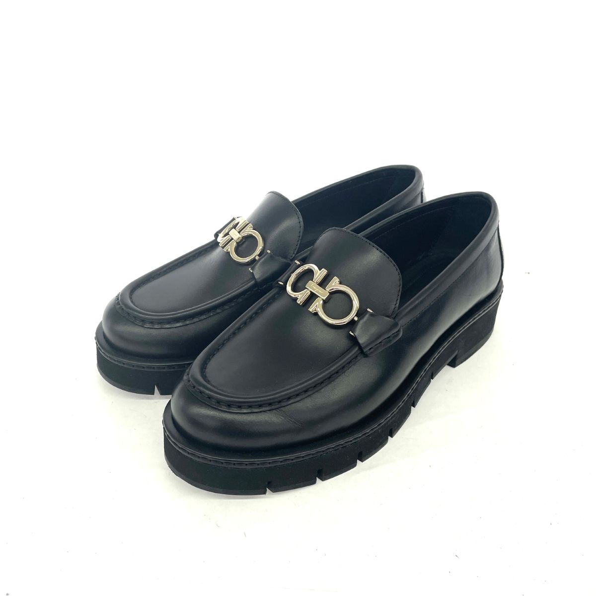 Salvatore Ferragamo サルヴァトーレフェラガモ ローファー 表記サイズ 