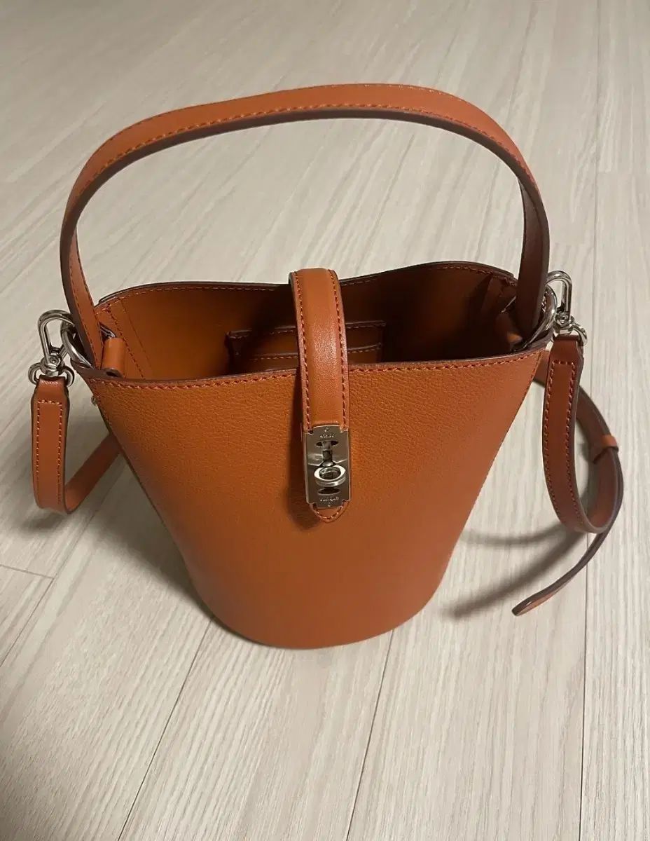 vunque ピッコロ大魔王 バッグ